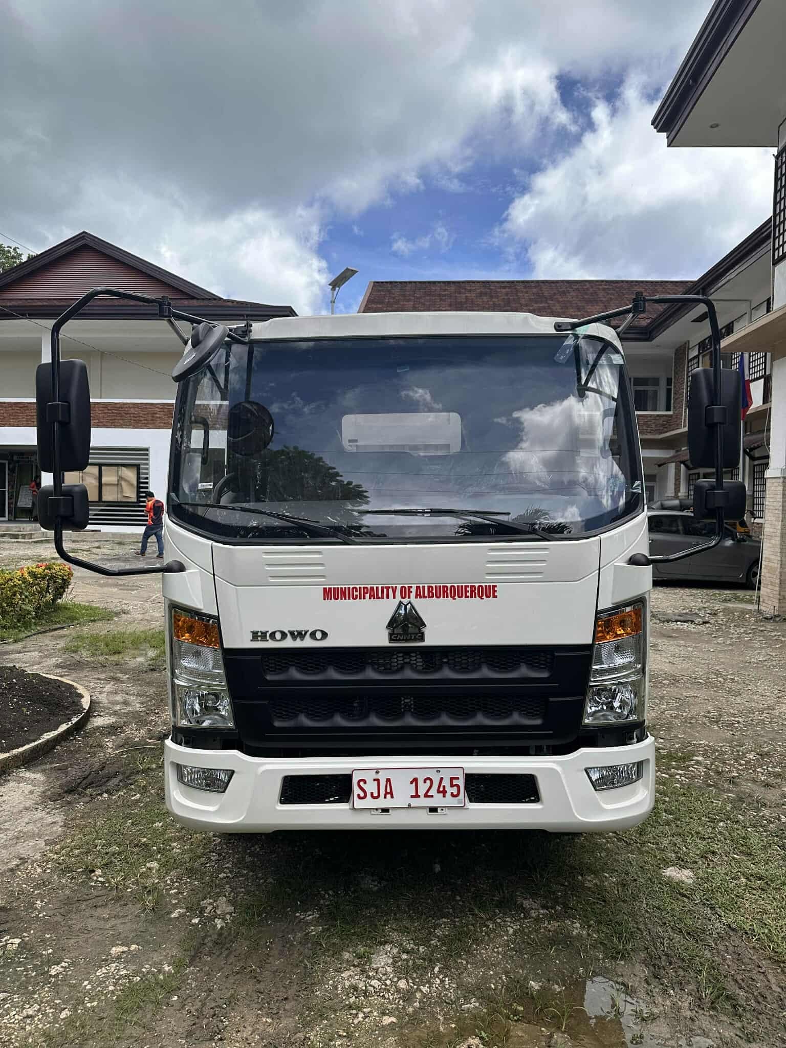 HOWO 8-Cubic Dump Truck Delivery Alburquerque Bohol